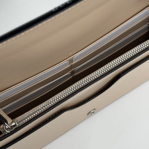 G*u*i gg marmont chain wallet-20*12.5*4cm