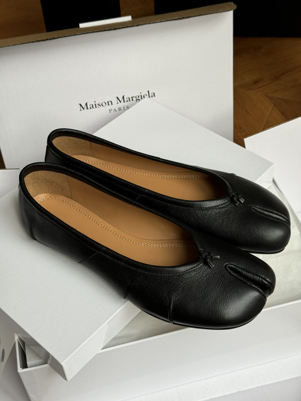 ma*s*n Ma*i*la ballet flats