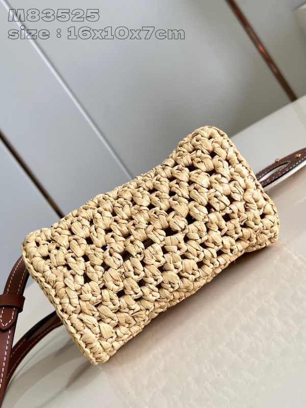 l**is V*t*n nano speedy-16-10-7.5cm