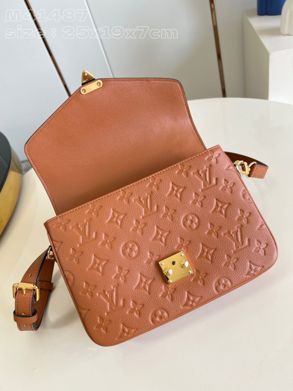 l**is V*t*n pochette metis-25*19*7cm