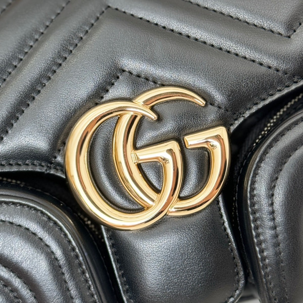 G*u*i gg marmont small multi-pocket bag