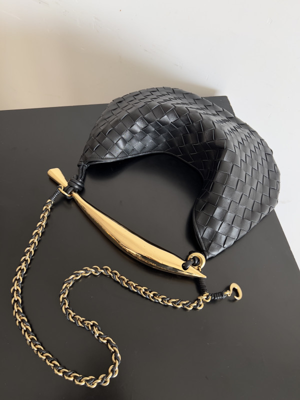 Bo*te*ga ve*ne*ta sardine with chain-33*20*4cm