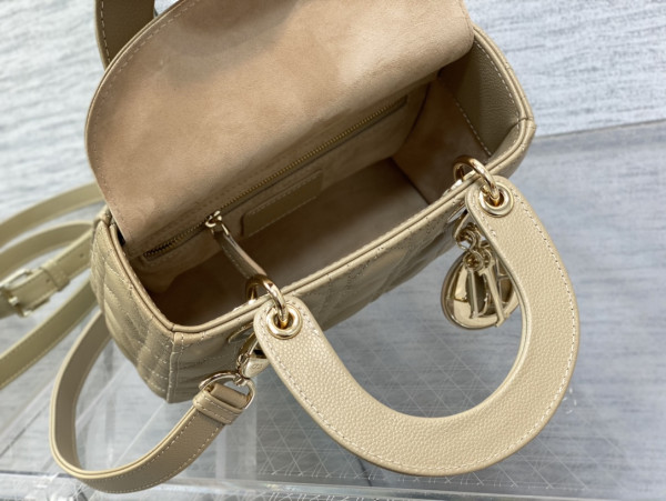 lady D*or small calfskin-20-16.5-8cm