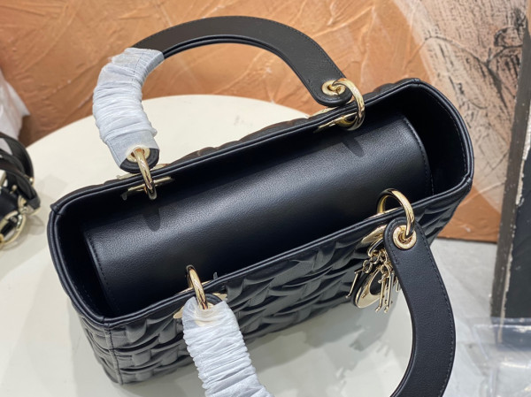 lady D*or - 24cm