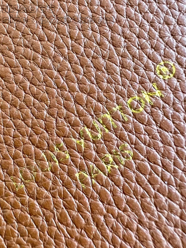 l**is V*t*n neverfull bandoulière inside out bb