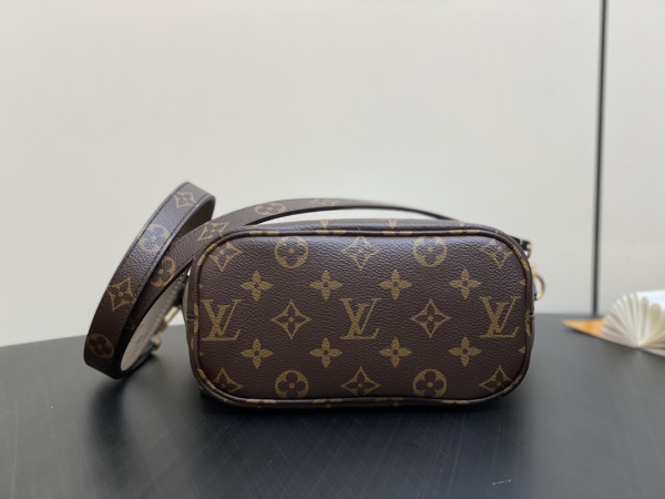 l**is V*t*n neverfull bandoulière inside out bb