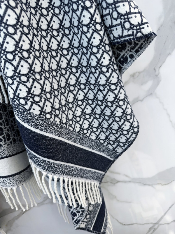 D*or scarf