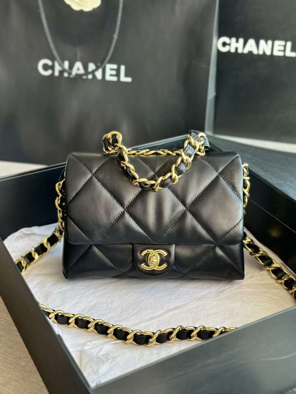 CL FLAP BAG