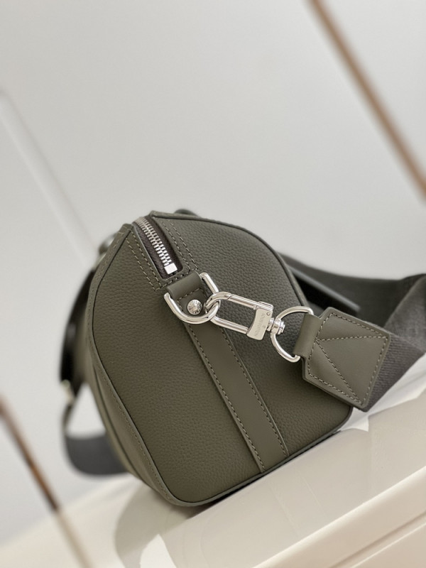 l**is V*t*n city keepall