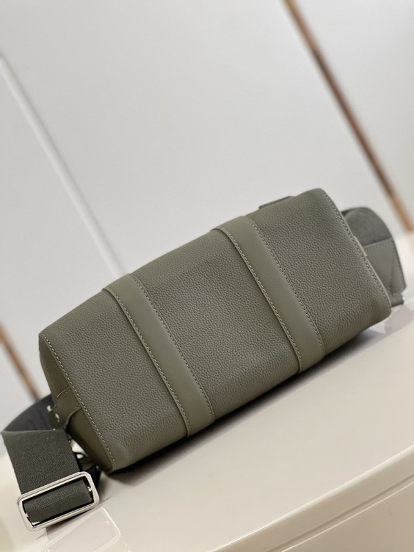 l**is V*t*n city keepall