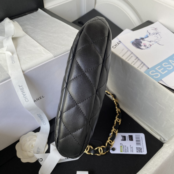 CL HOBO HANDBAG